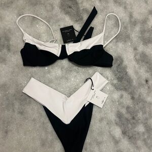 Skatie Black and White Bikini Newport BNWT